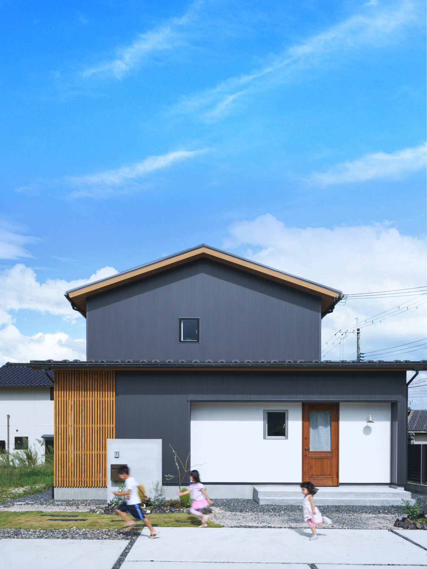 階段下に居場所のある家